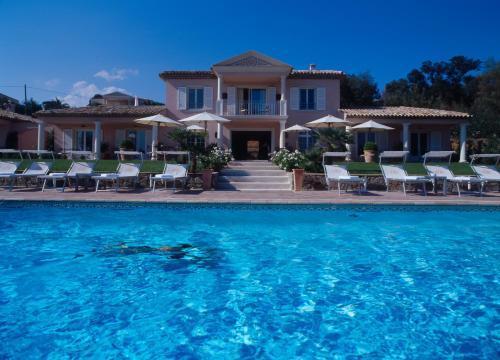 Hotel Villa Les Rosiers Гримо Экстерьер фото